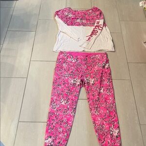 Lilly Pulitzer Luxletic Pant and Finn Top Breast Cancer Print